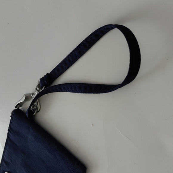 Baggallini Navy Wristlet - Picture 5 of 7